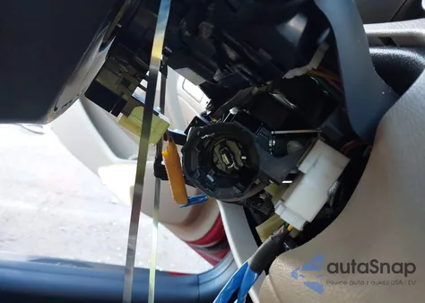 2013 Hyundai Elantra Gls z USA, uszkodzony, nr VIN KMHDH4AE0DU667334